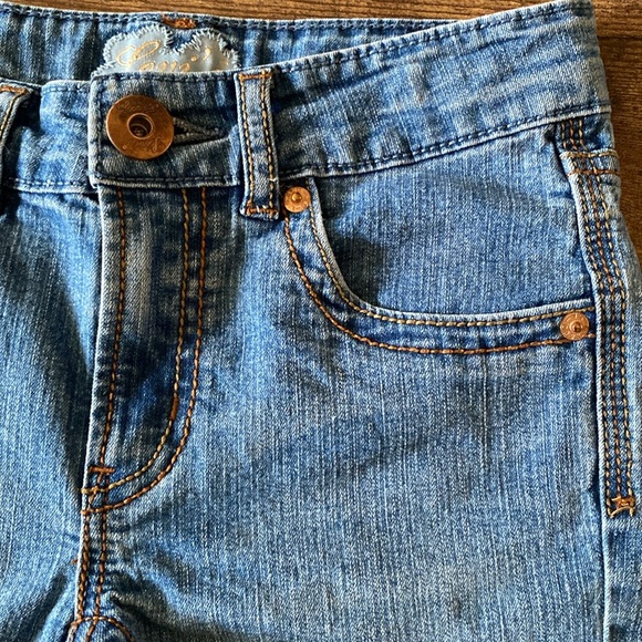 Levi’s girls jean shorts size 10 - Picture 5 of 13